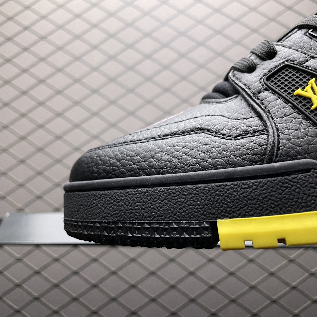 Replica Louis Vuitton Shoe Louis Vuitton LV Trainer Size 35-45 Black