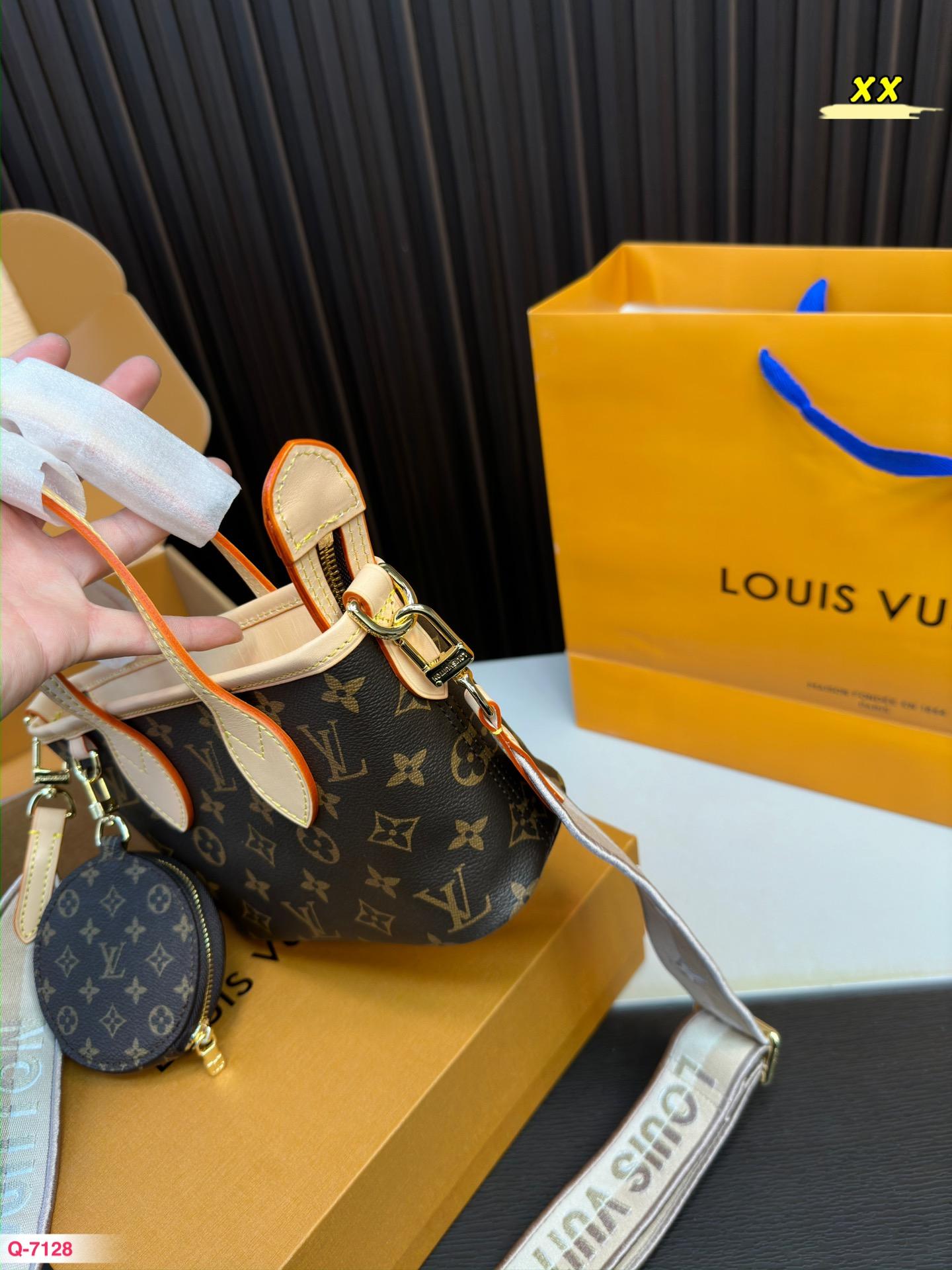Replica Louis Vuitton Bag 20*14CM