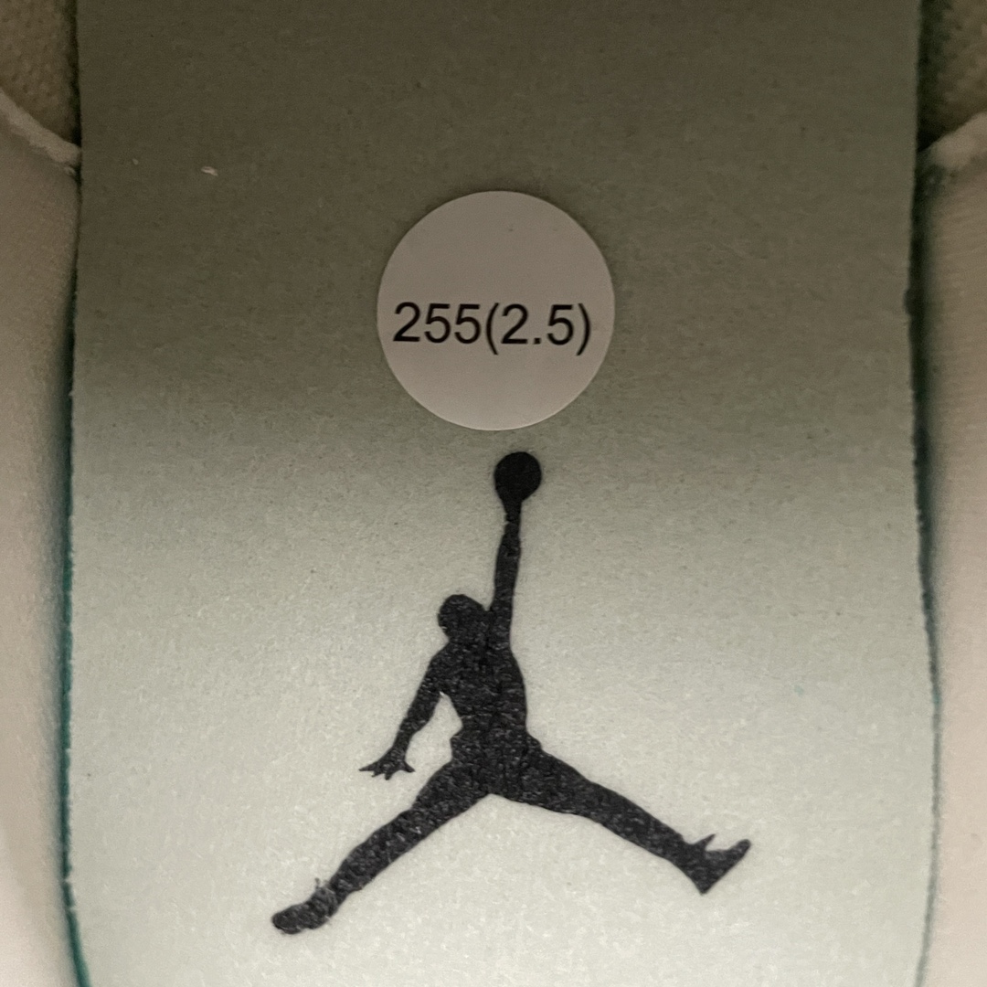 Replica Air Jordan Shoe Air Jordan 4 RM AJ4 FQ7940-200
