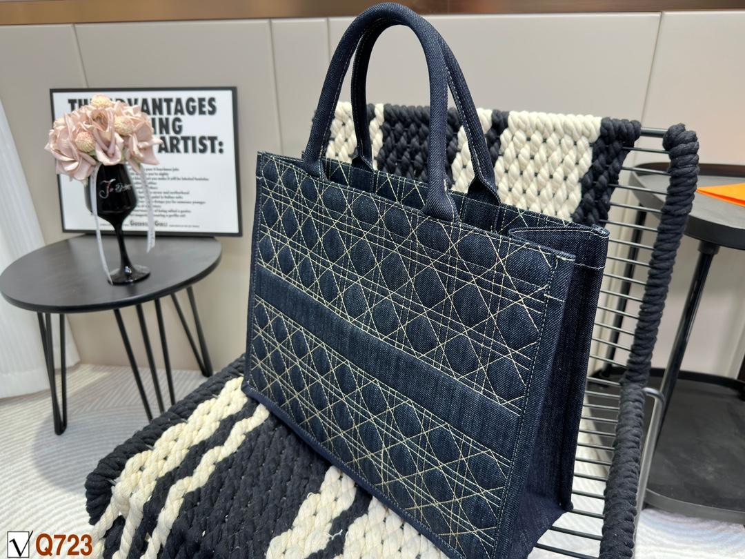 Replica Dior Bag 42*32CM