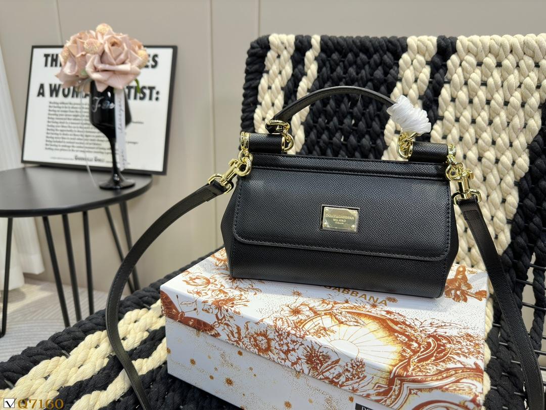 Replica Dolce Gabbana Bag 20*12CM/18*16CM