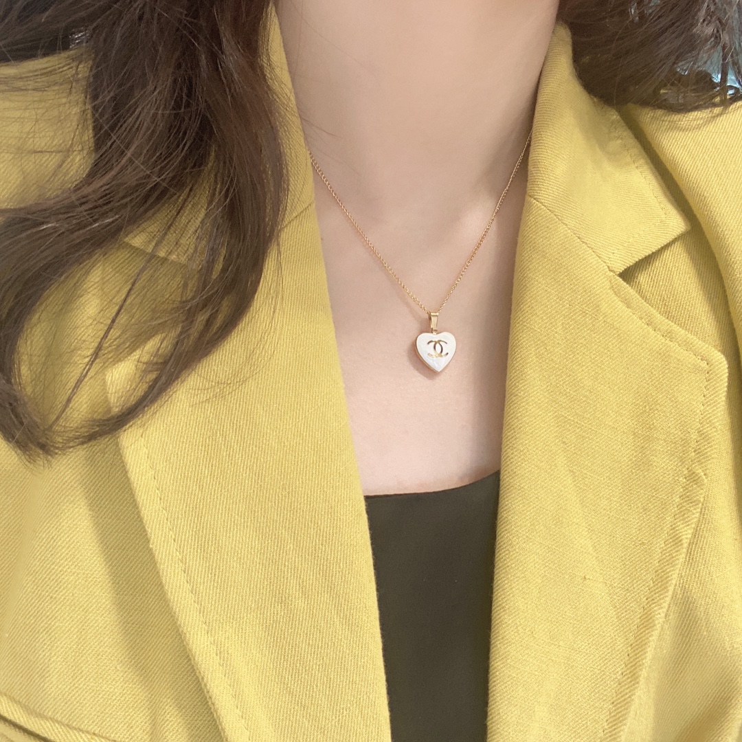 Replica CHANEL Necklace
