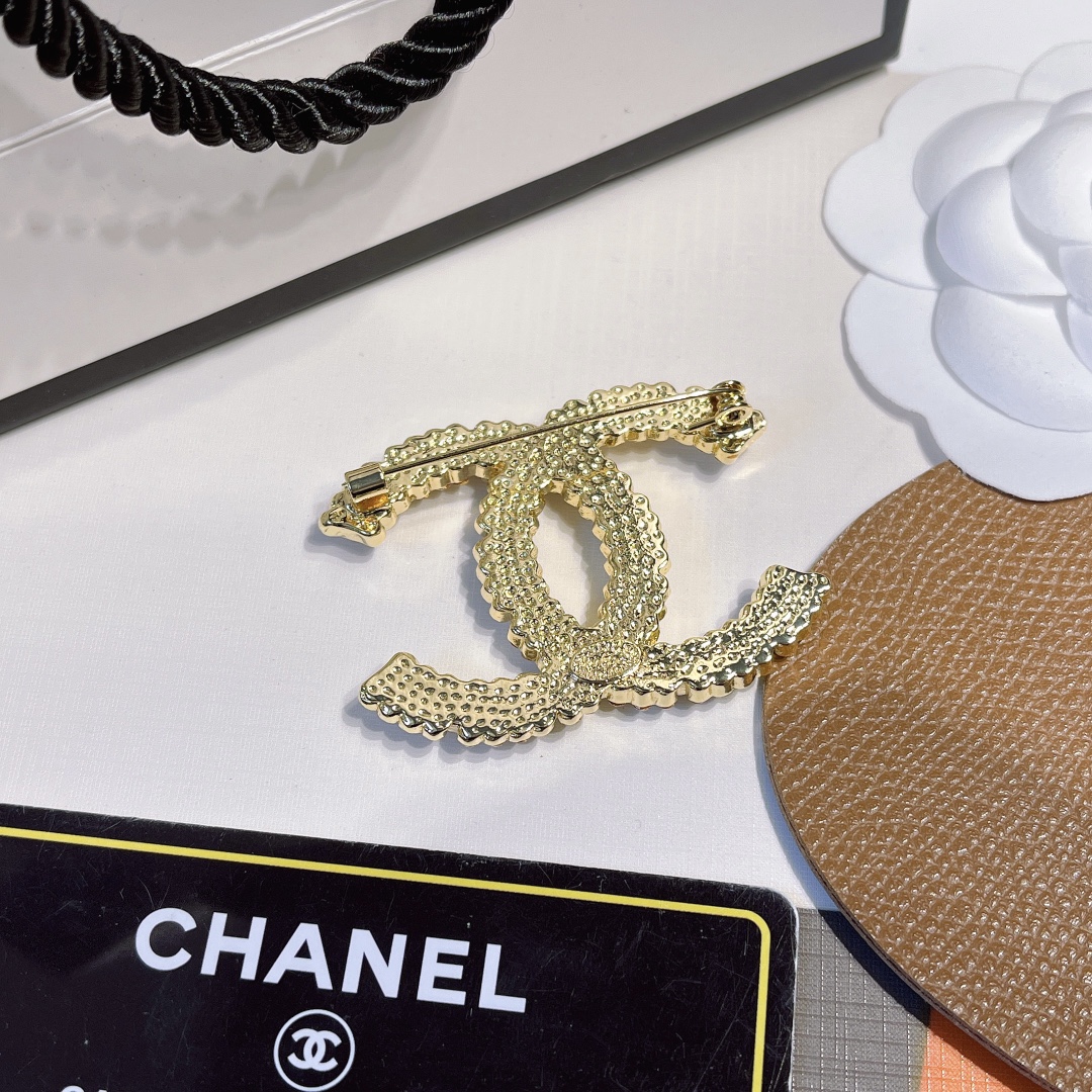 Replica CHANEL Brooch