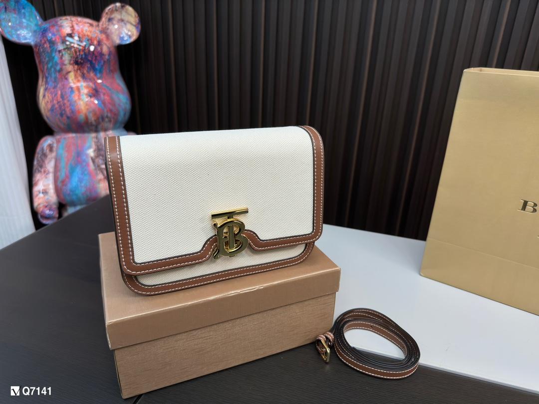 Replica Burberry Bag 21*11CM