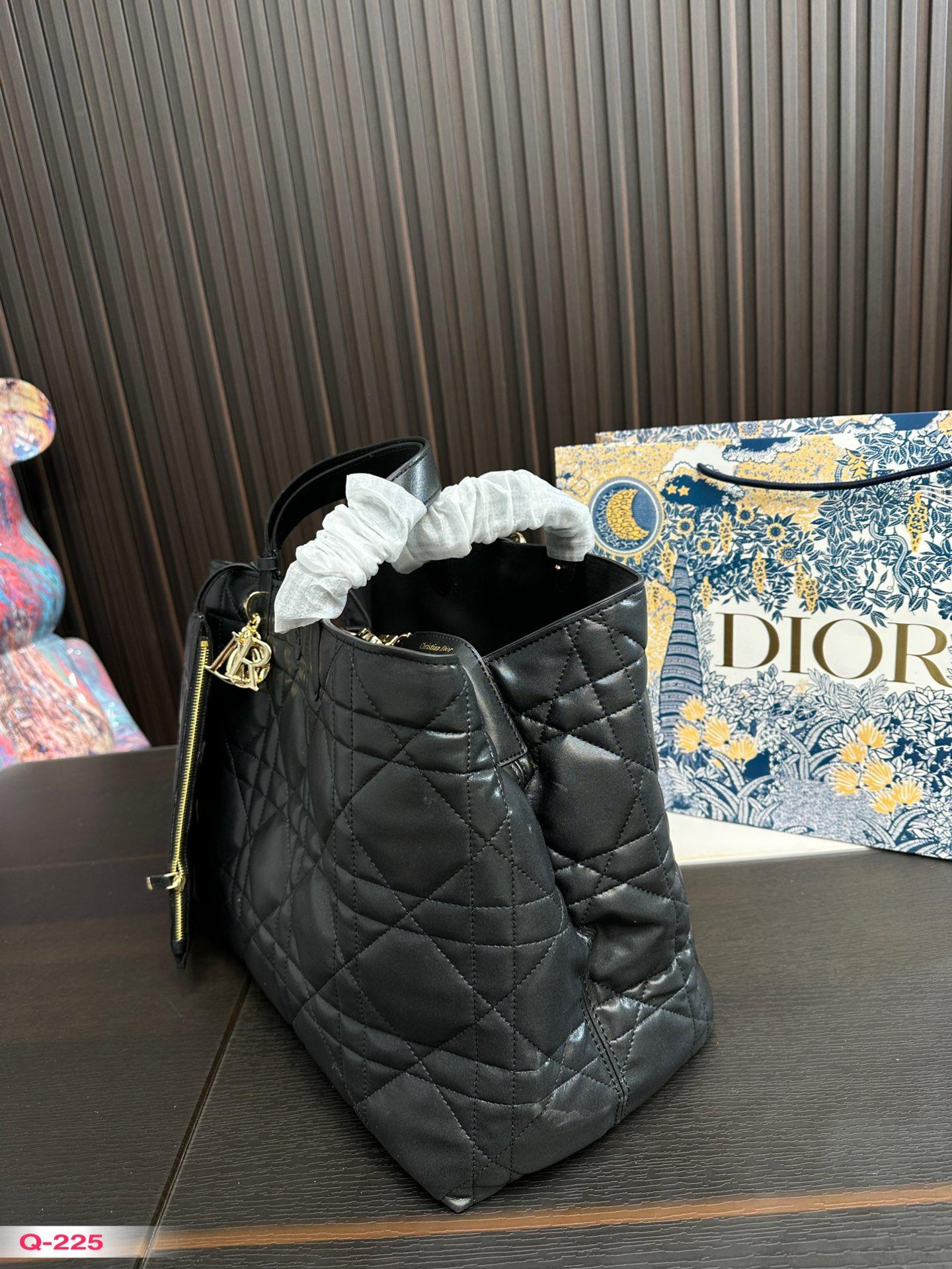 Replica Dior Bag 28*37CM