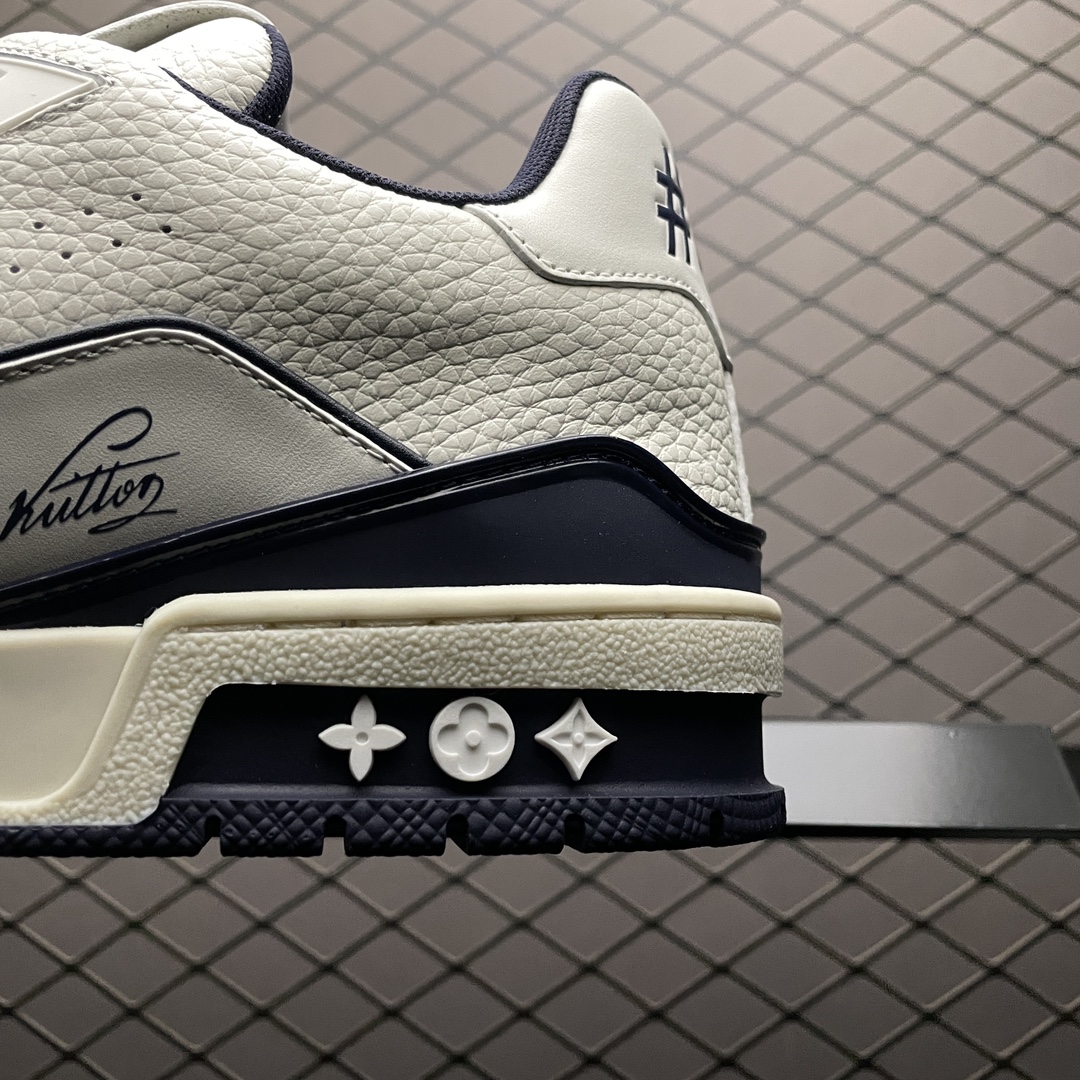 Replica Louis Vuitton Shoe Louis Vuitton LV Trainer Size 38-45 White Navy