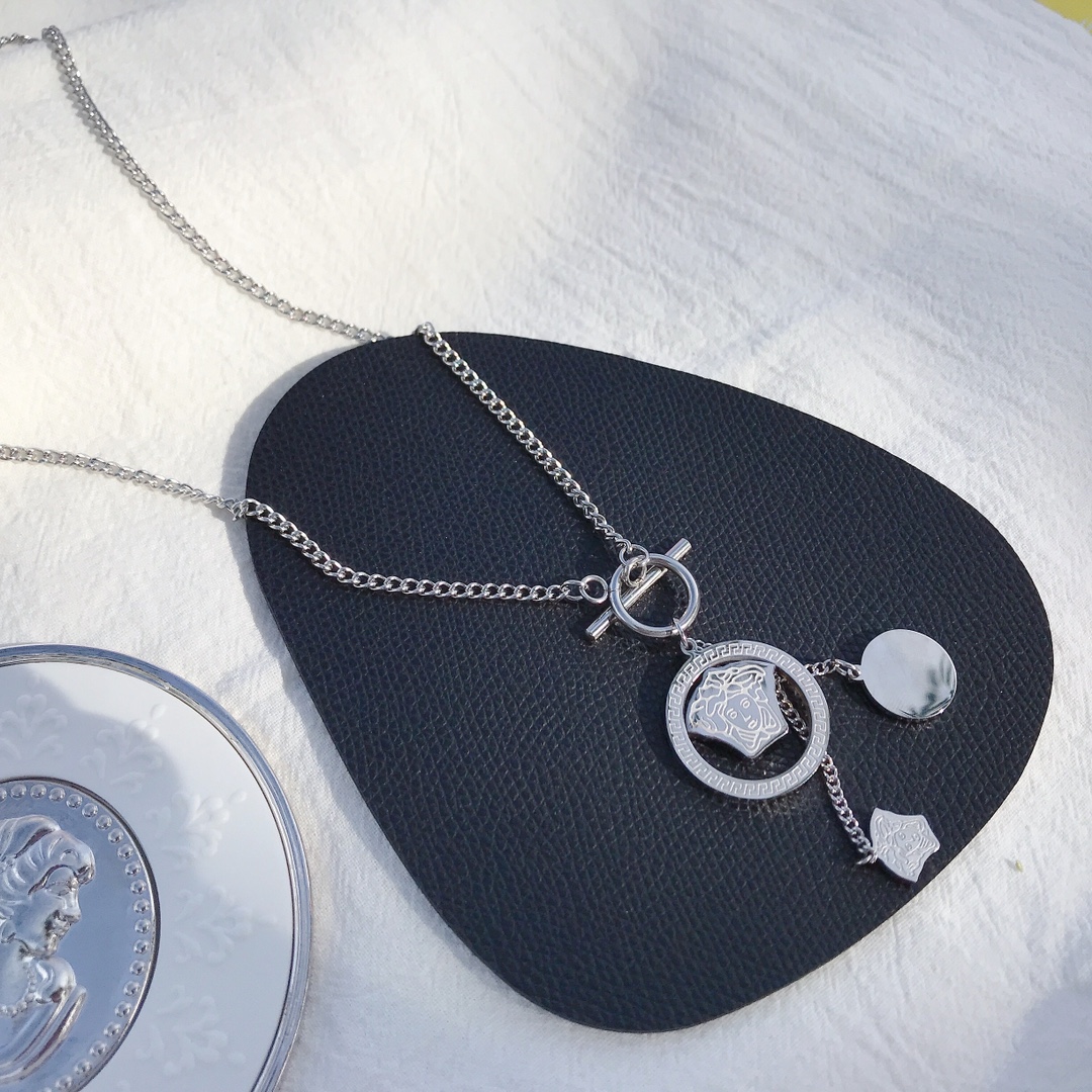 Replica VERSACE Necklace