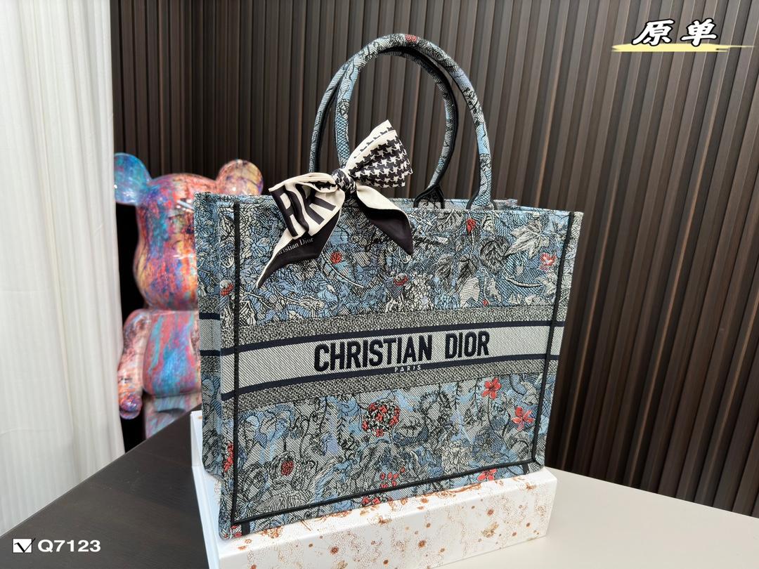 Replica Dior Bag   41*34CM/36*27CM