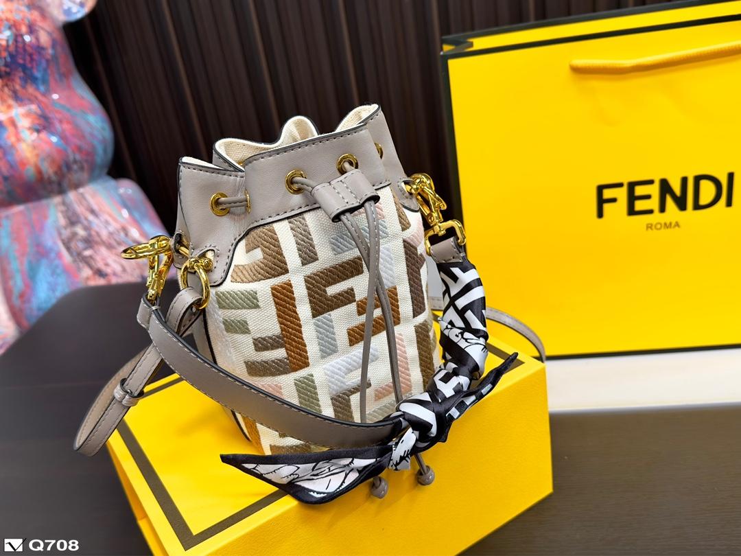 Replica Fendi Bag 12*17CM
