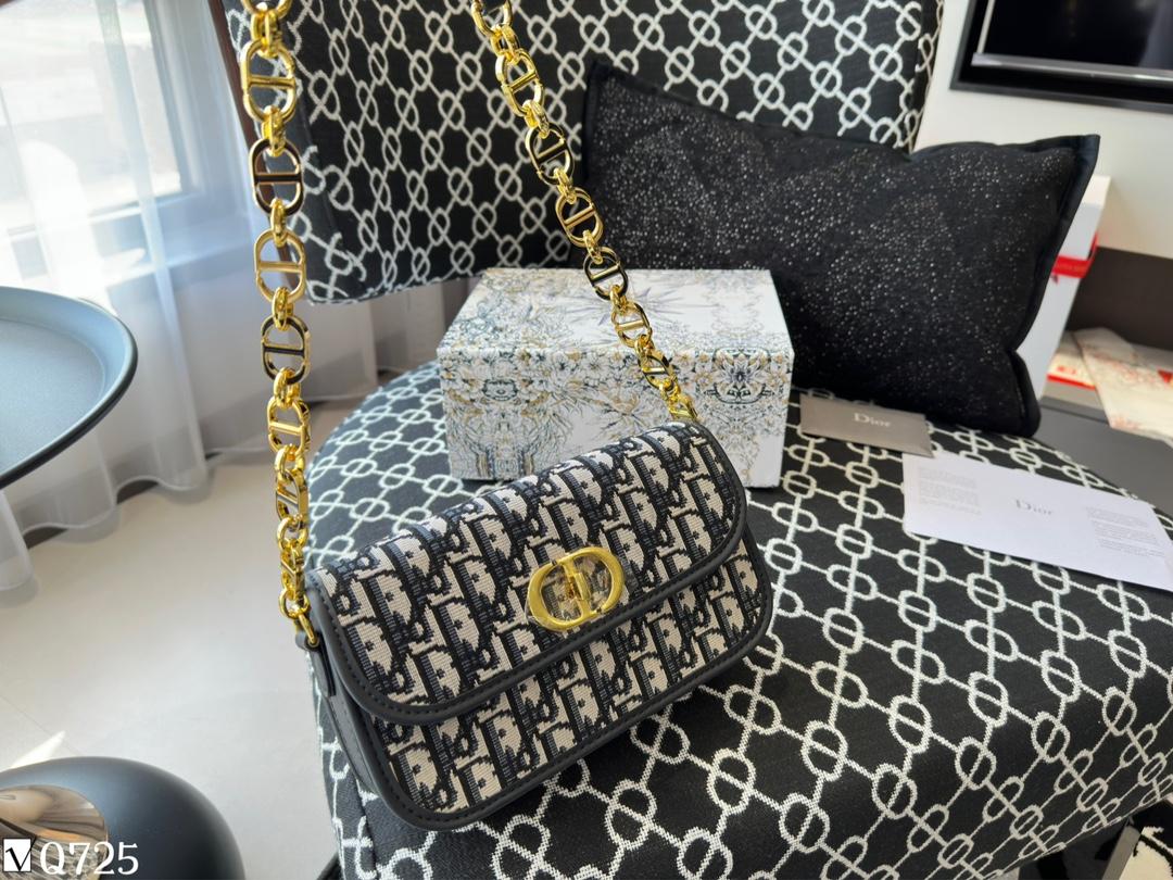 Replica Dior Bag