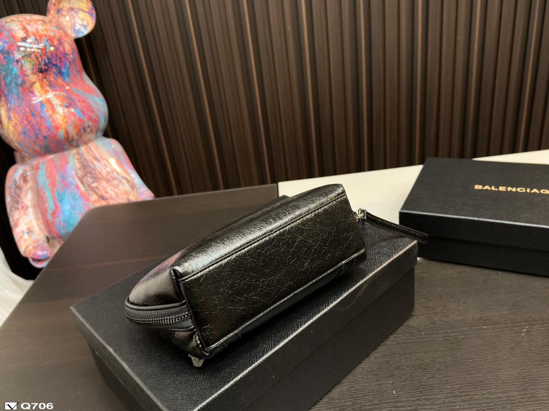 Replica Balenciaga Bag 19*16CM