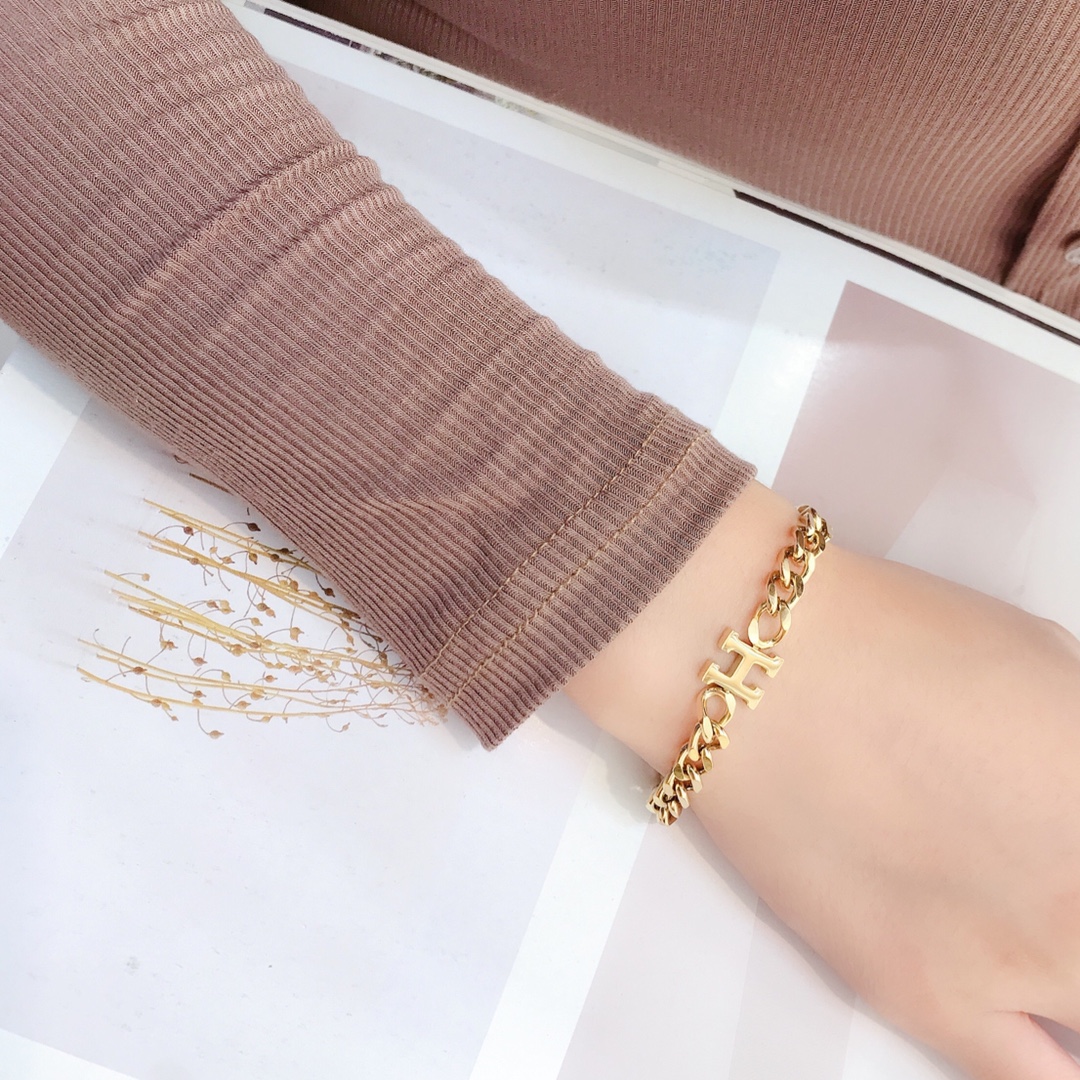Replica HERMES Bracelet