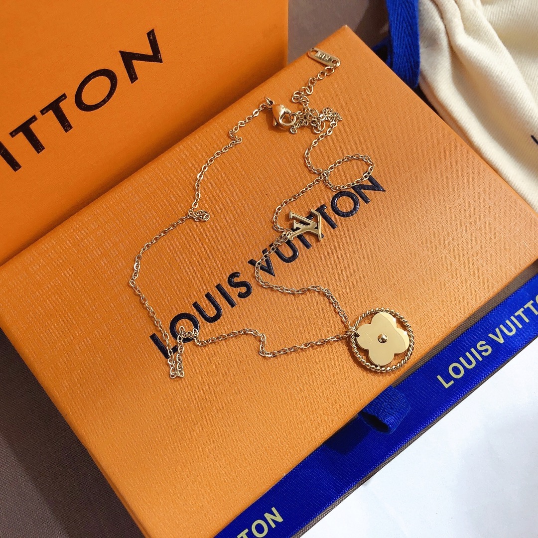 Replica LOUIS VUITTON Necklace