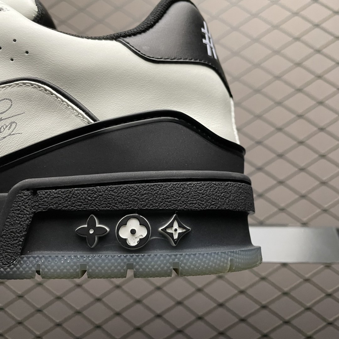 Replica Louis Vuitton Shoe Louis Vuitton Trail Sneaker LV _01689
