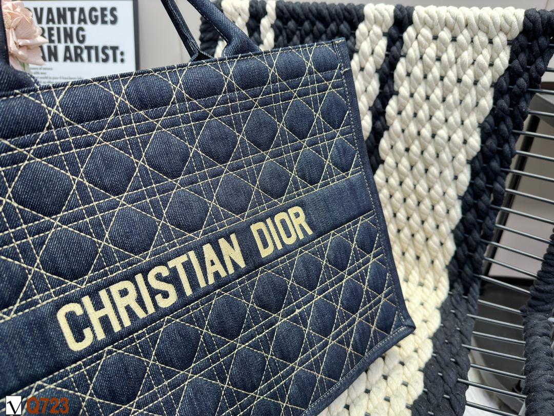 Replica Dior Bag 42*32CM