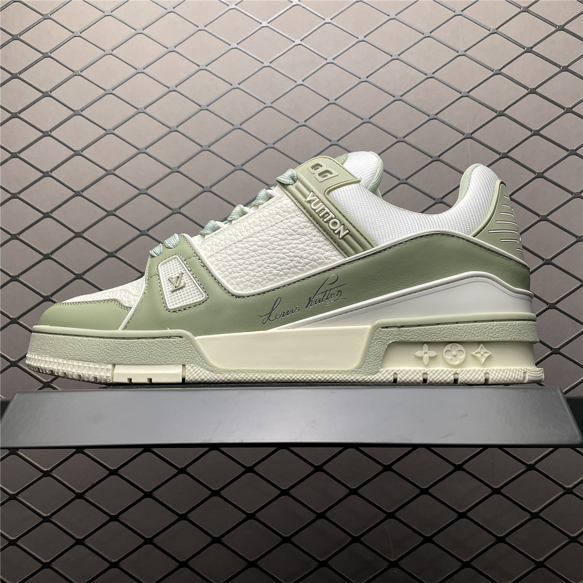 Replica LV Shoe  Louis Vuitton LV Trainer