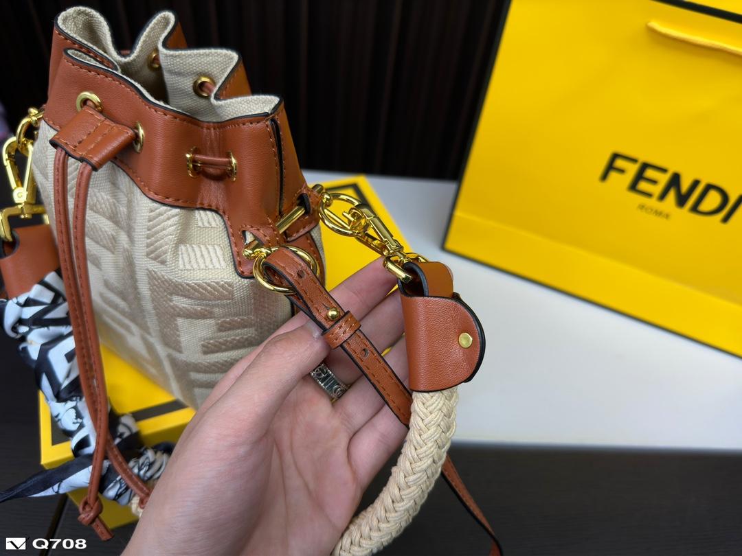 Replica Fendi Bag 12*17CM