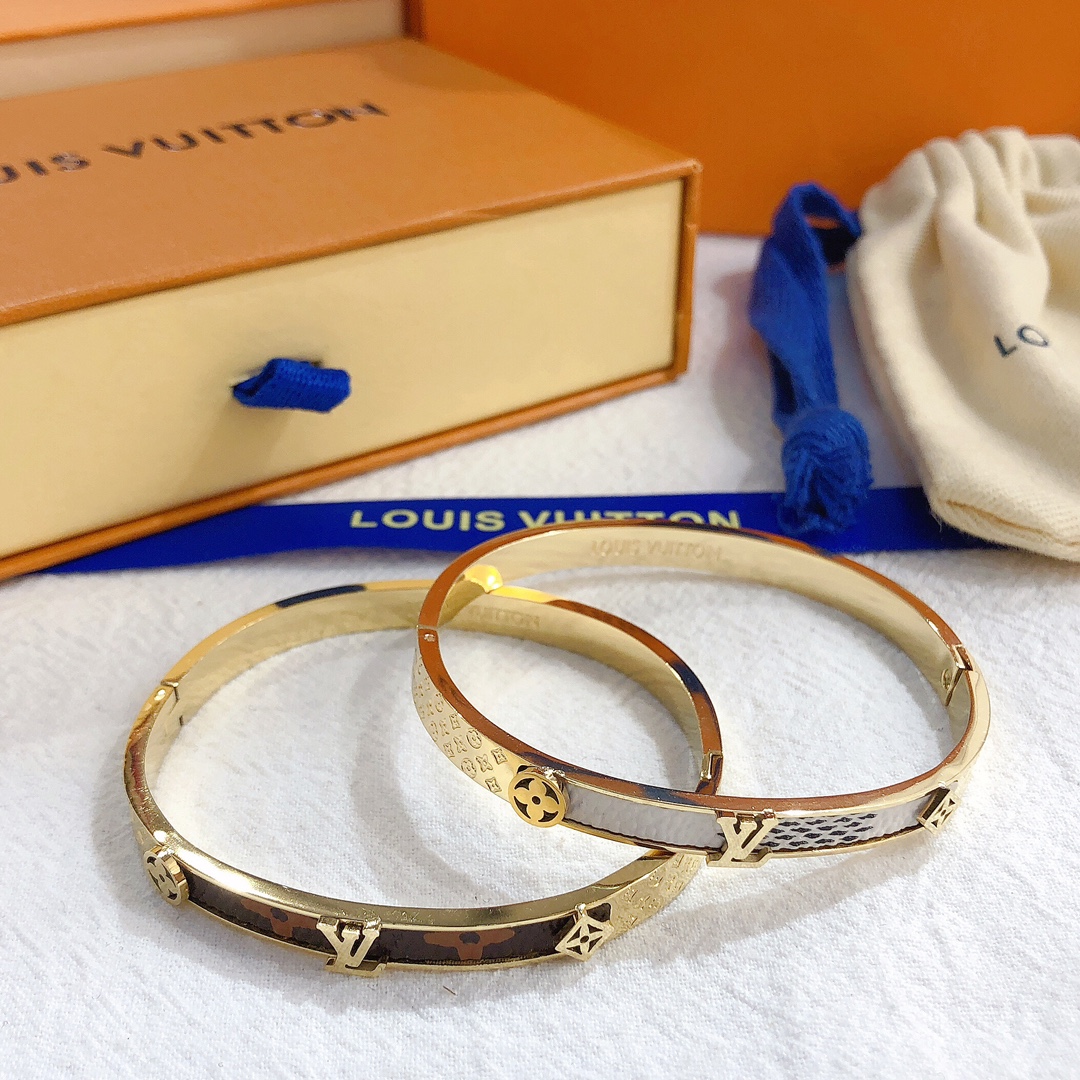 Replica LOUIS VUITTON Bangle