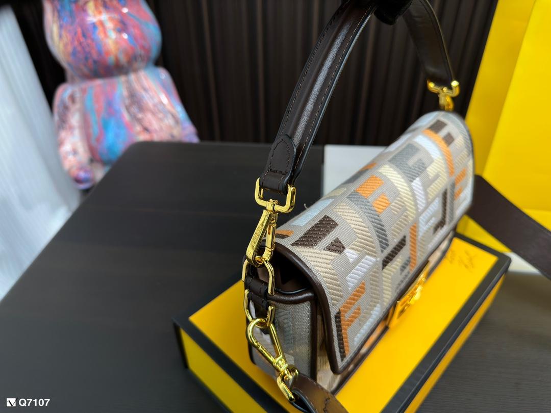 Replica Fendi Bag 25*6*15CM