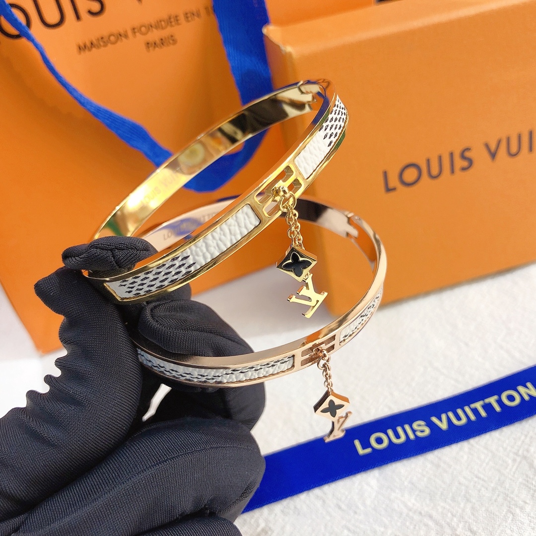 Replica LOUIS VUITTON Bangle