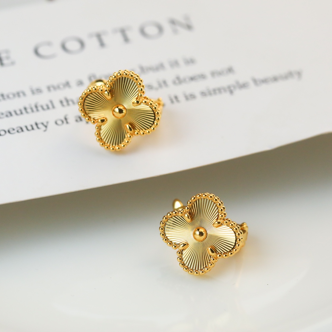 Replica VanCleef Arpels Earring
