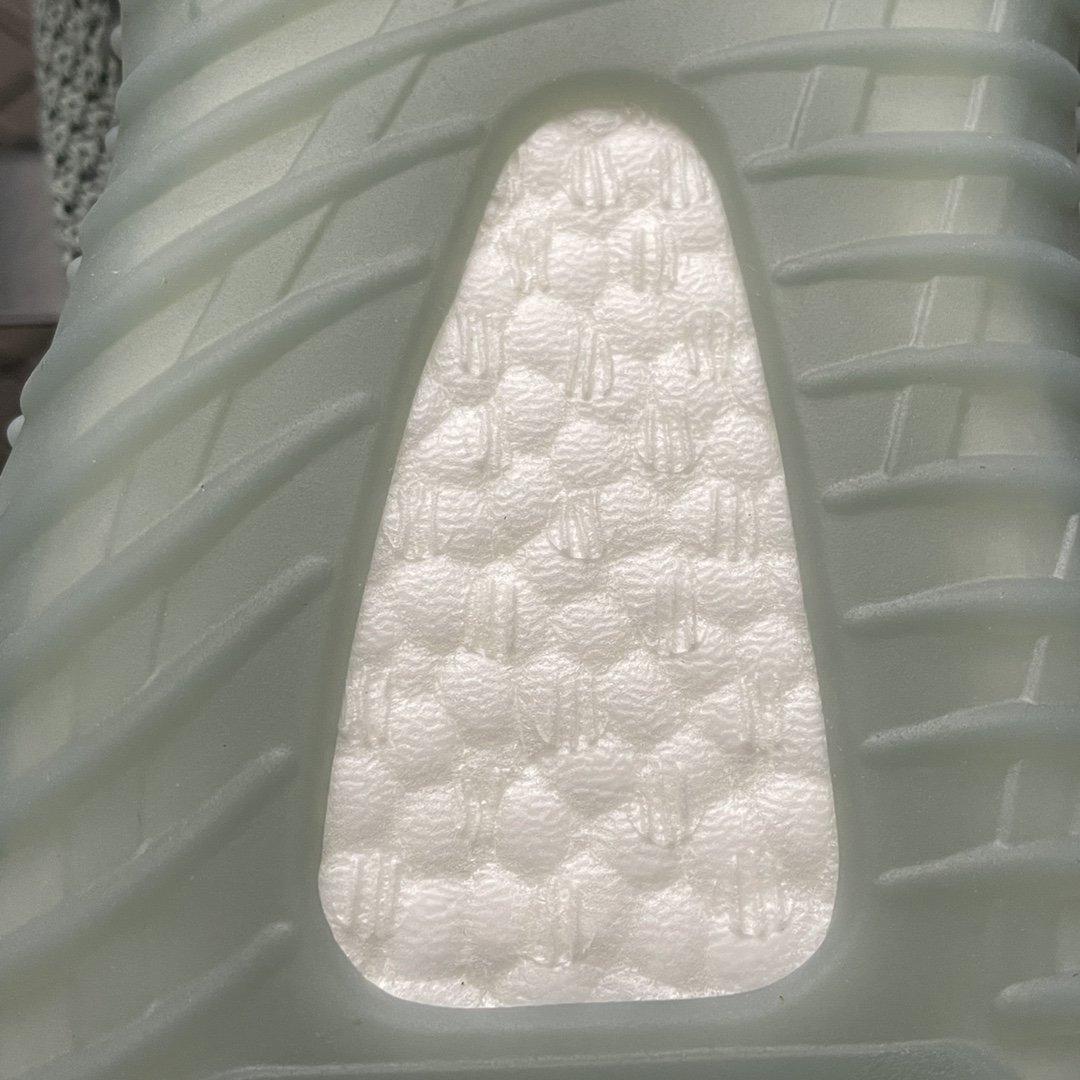 Replica Adidas Yeezy Shoe Adidas Yeezy Boost 350V2 HQ2060