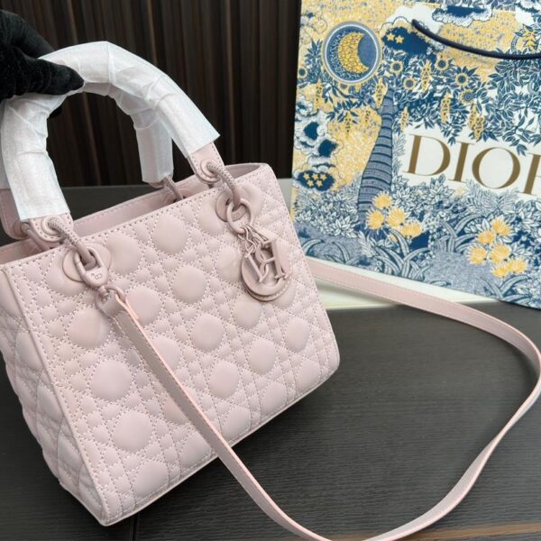 Replica Dior Bag 23*20CM