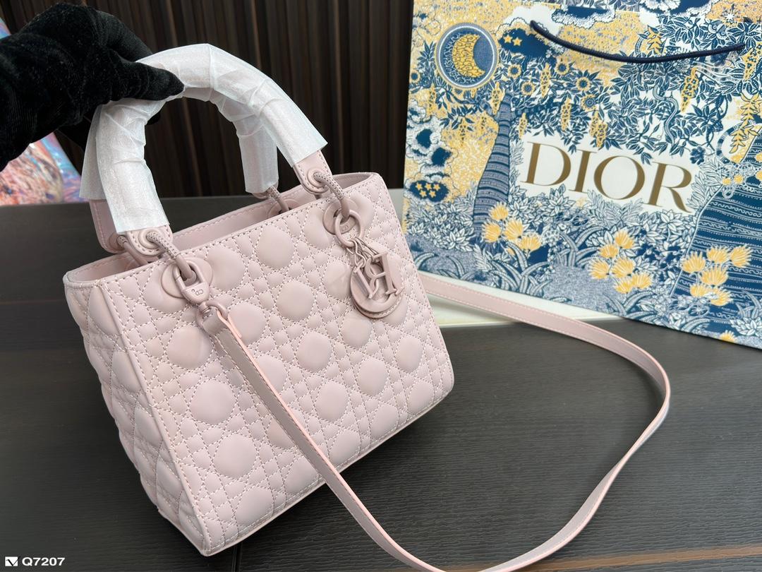 Replica Dior Bag 23*20CM