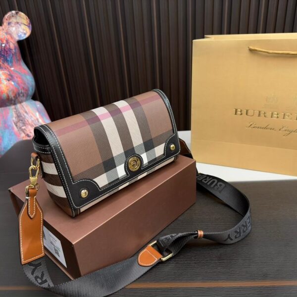 Replica Burberry Bag 15*24CM