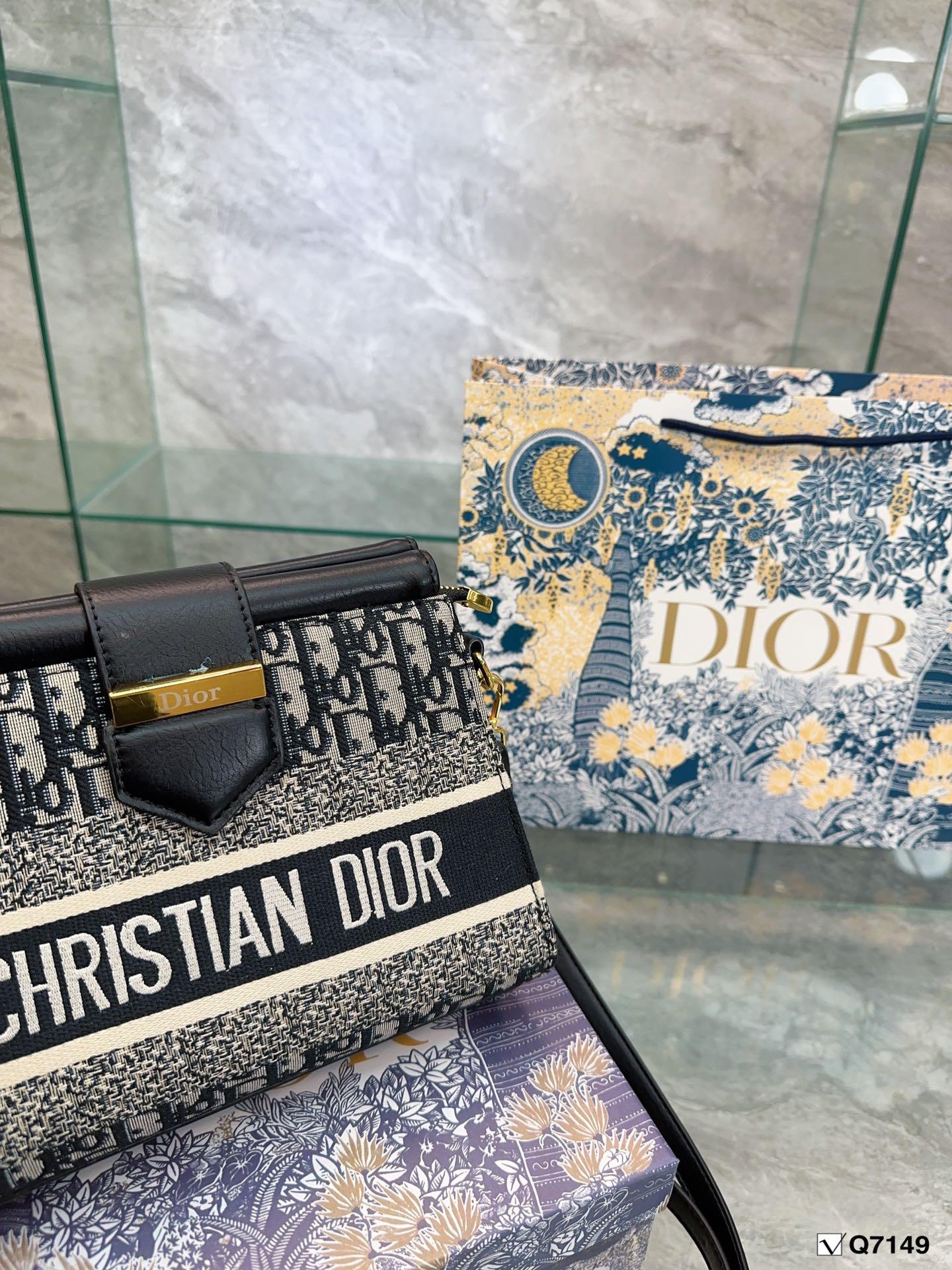Replica Dior Bag 24*19CM