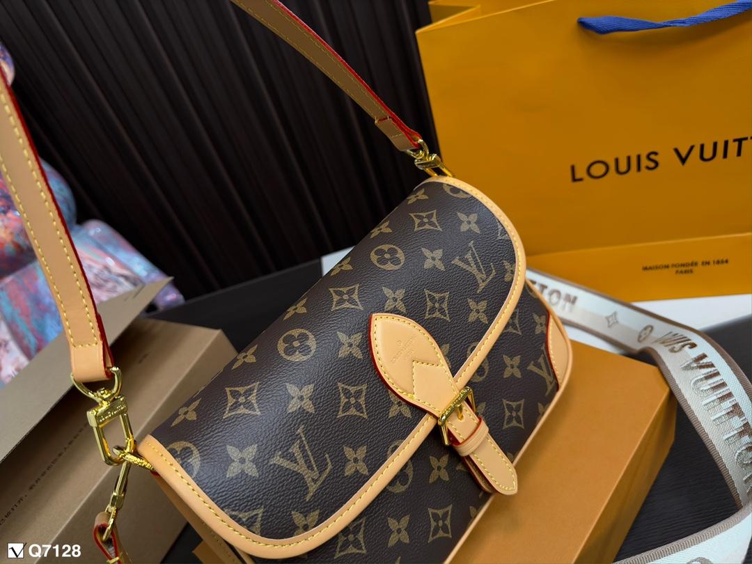 Replica Louis Vuitton Bag 24*15CM