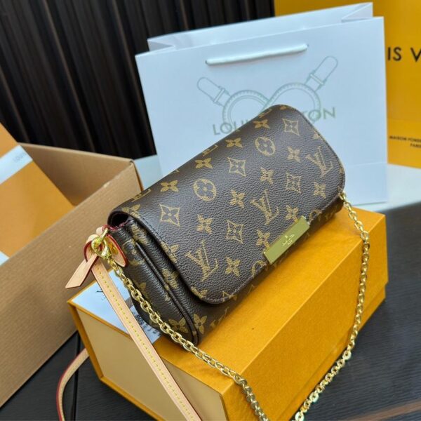 Replica Louis Vuitton Bag 12*21CM