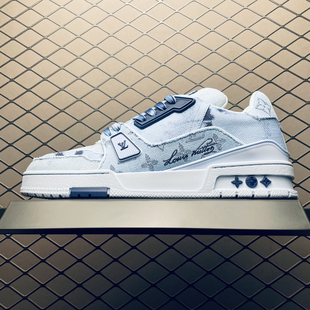 Replica Louis Vuitton Shoe Louis Vuitton  LV Trainer
