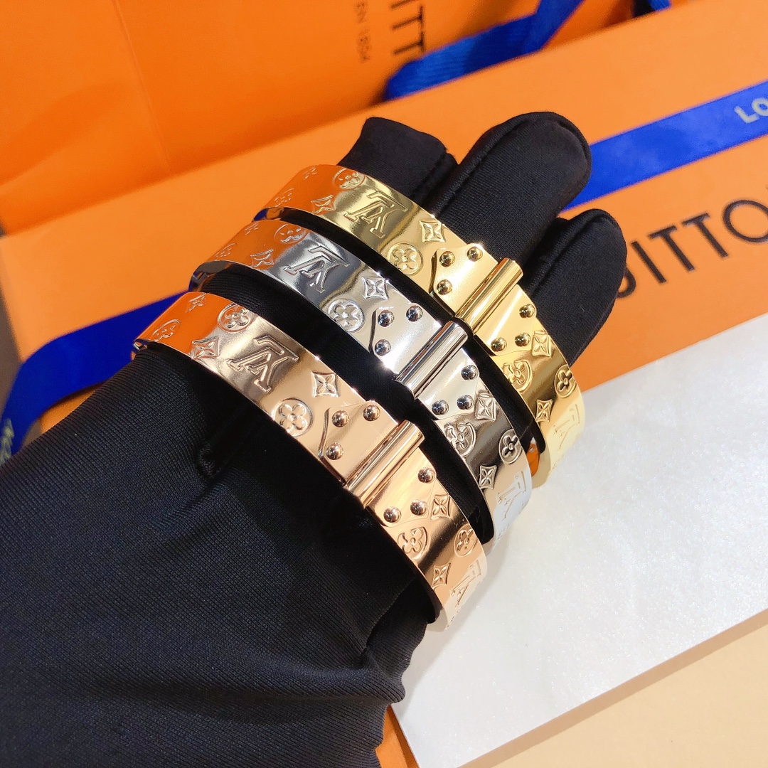Replica LOUIS VUITTON Bangle