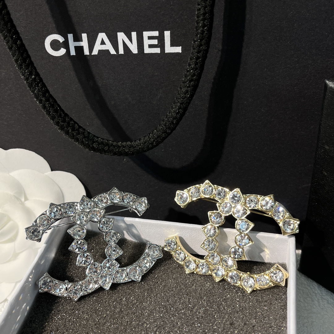 Replica CHANEL Brooch