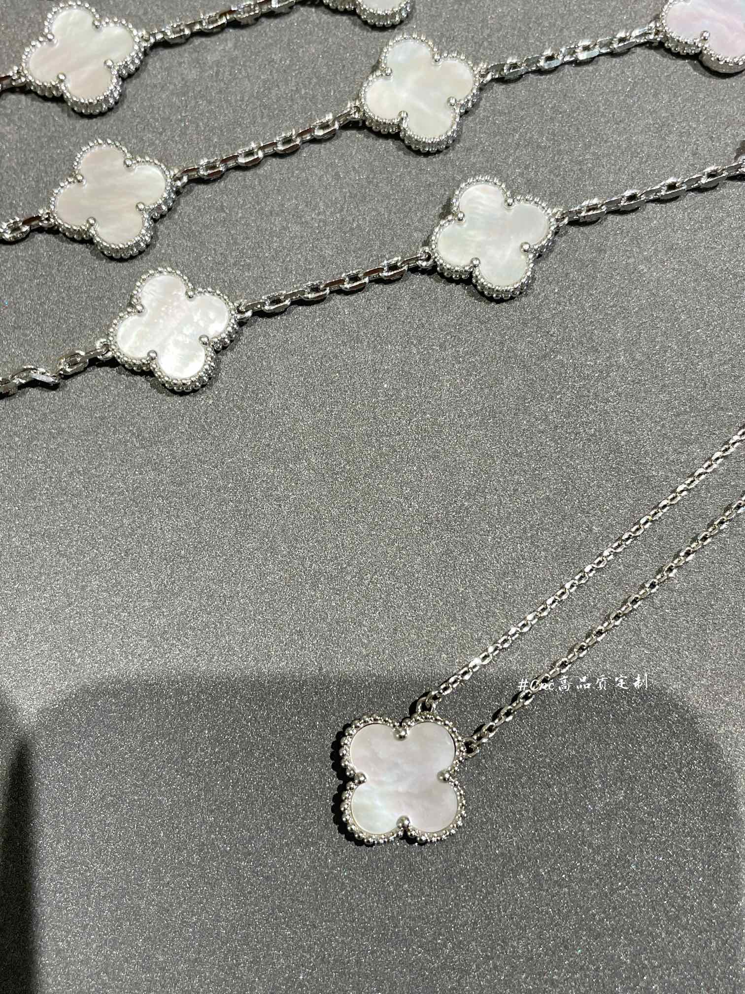 Replica VanCleef Arpels Bracelet