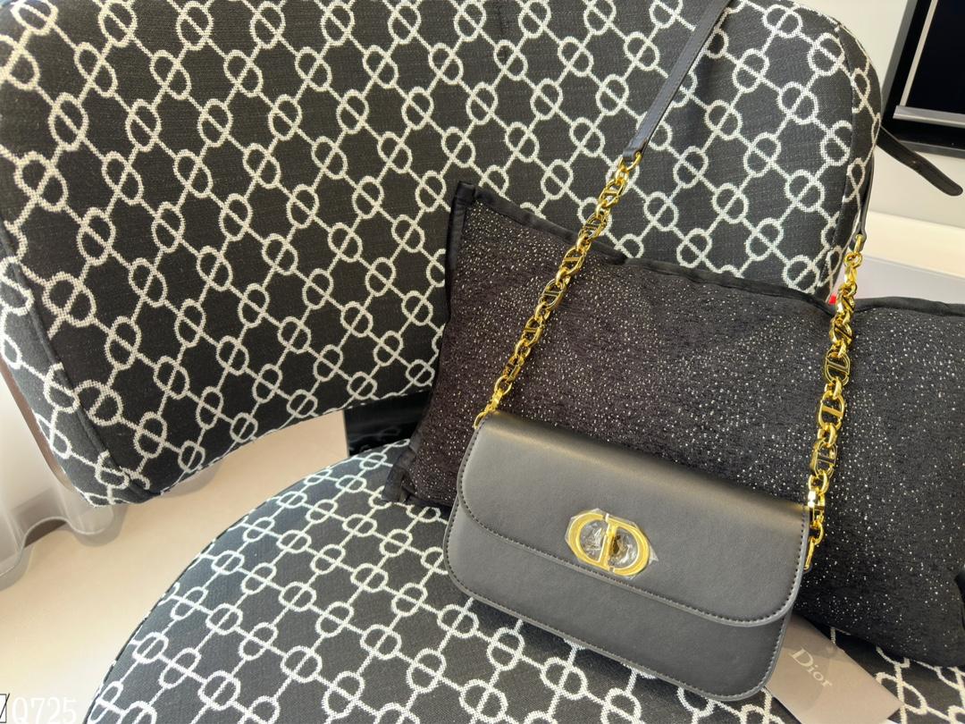 Replica Dior Bag