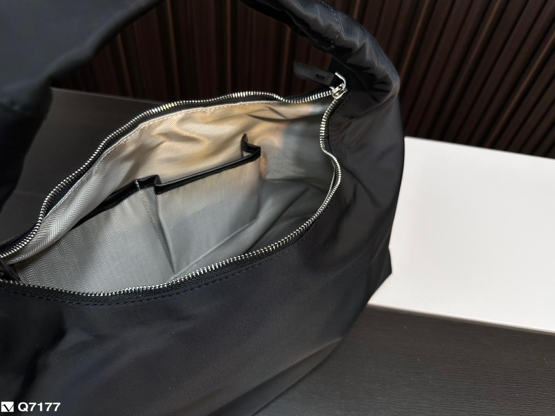 Replica Diesel Bag 42*25CM
