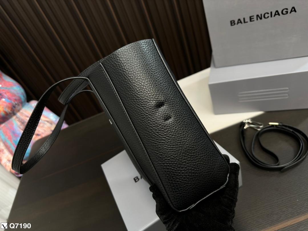 Replica Balenciaga Bag  19*6*23CM