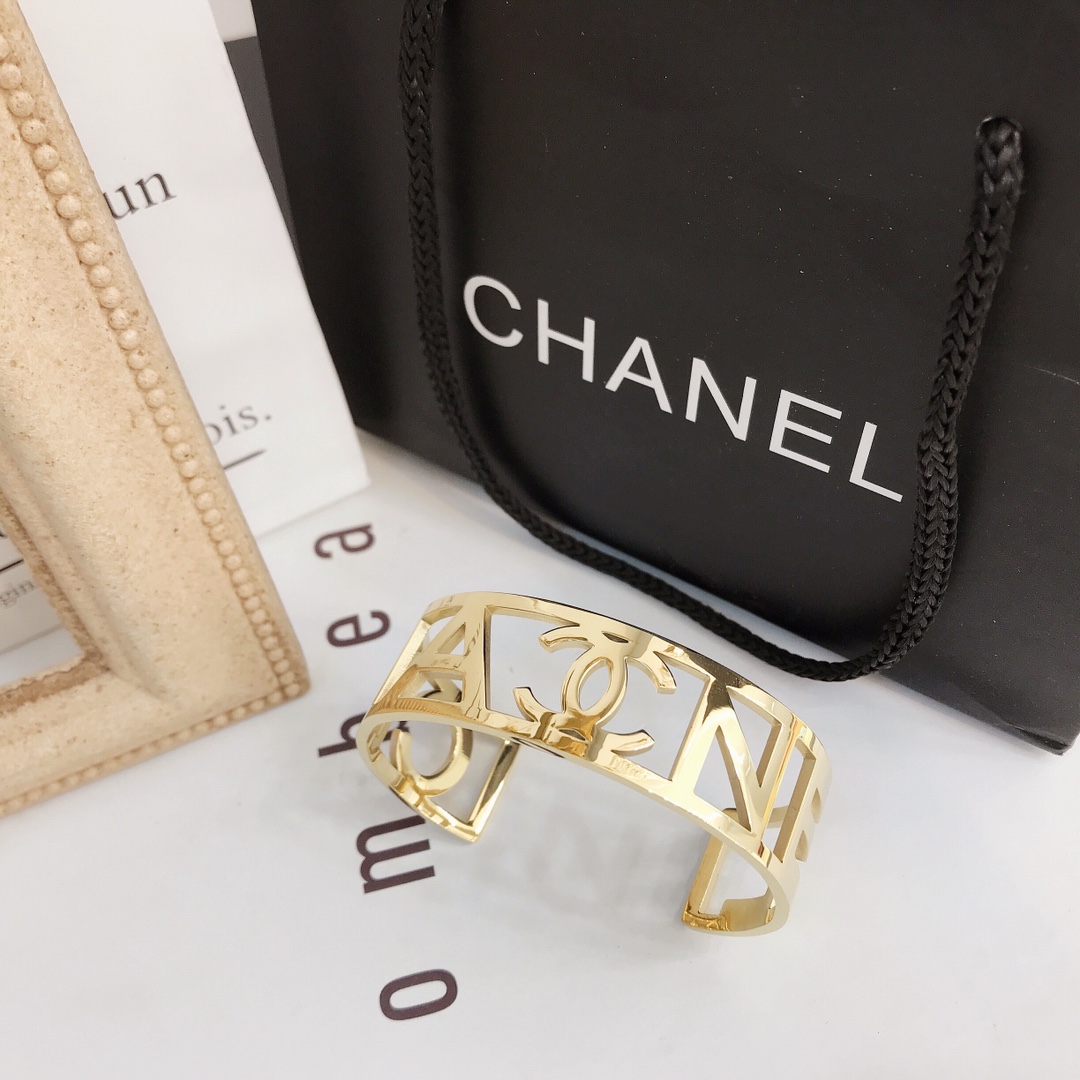 Replica CHANEL Bangle