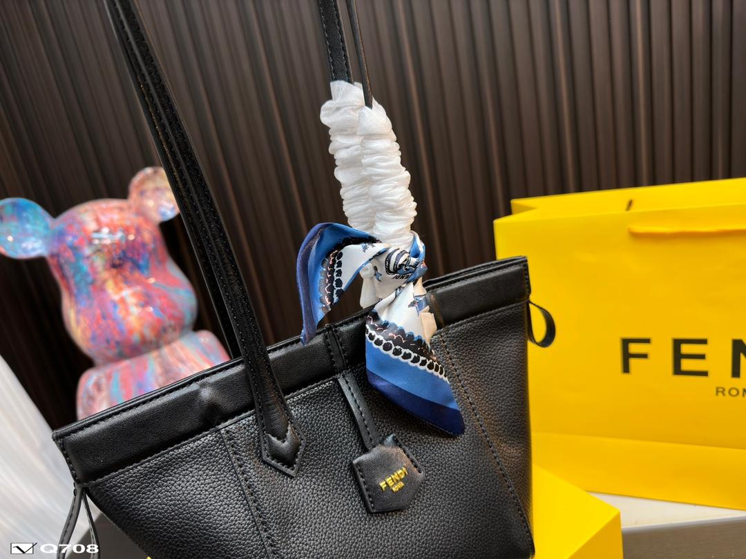 Replica Fendi Bag 15*20CM