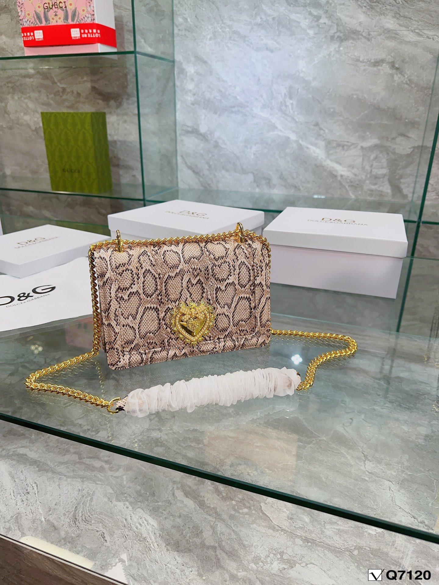 Replica Dolce Gabbana Bag 22*16CM