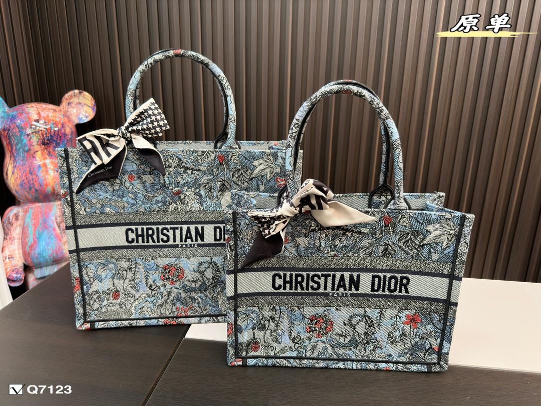 Replica Dior Bag   41*34CM/36*27CM
