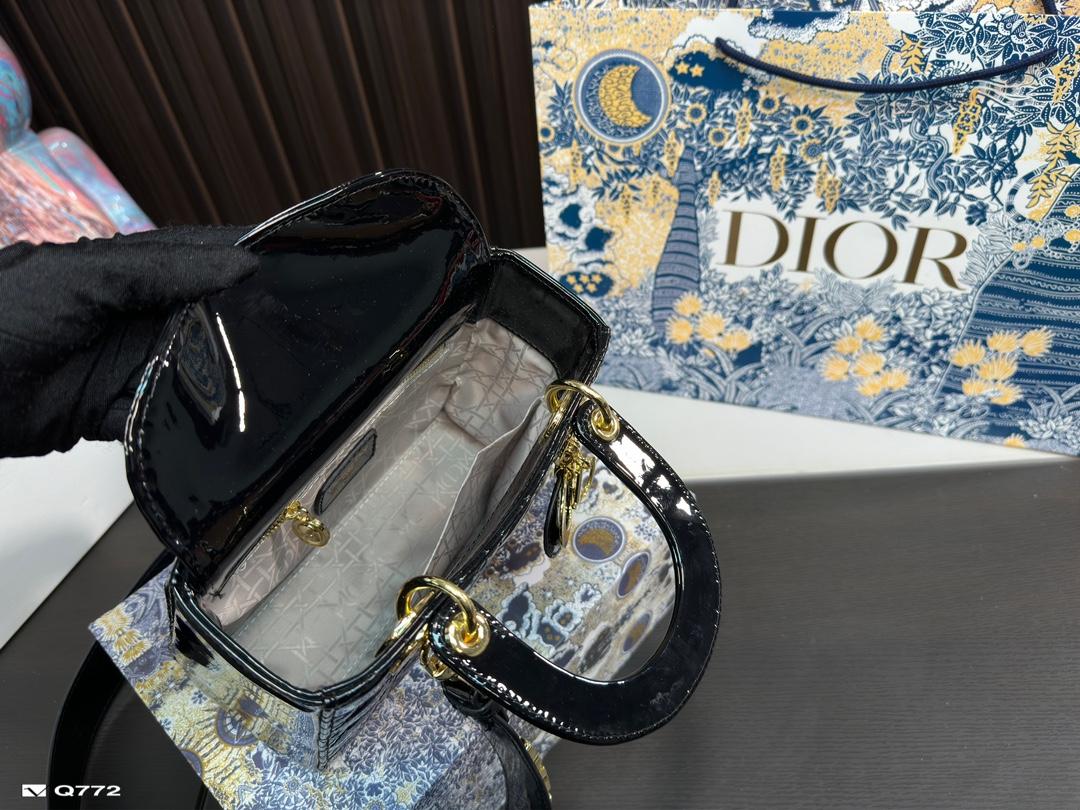 Replica Dior Bag 17*20CM