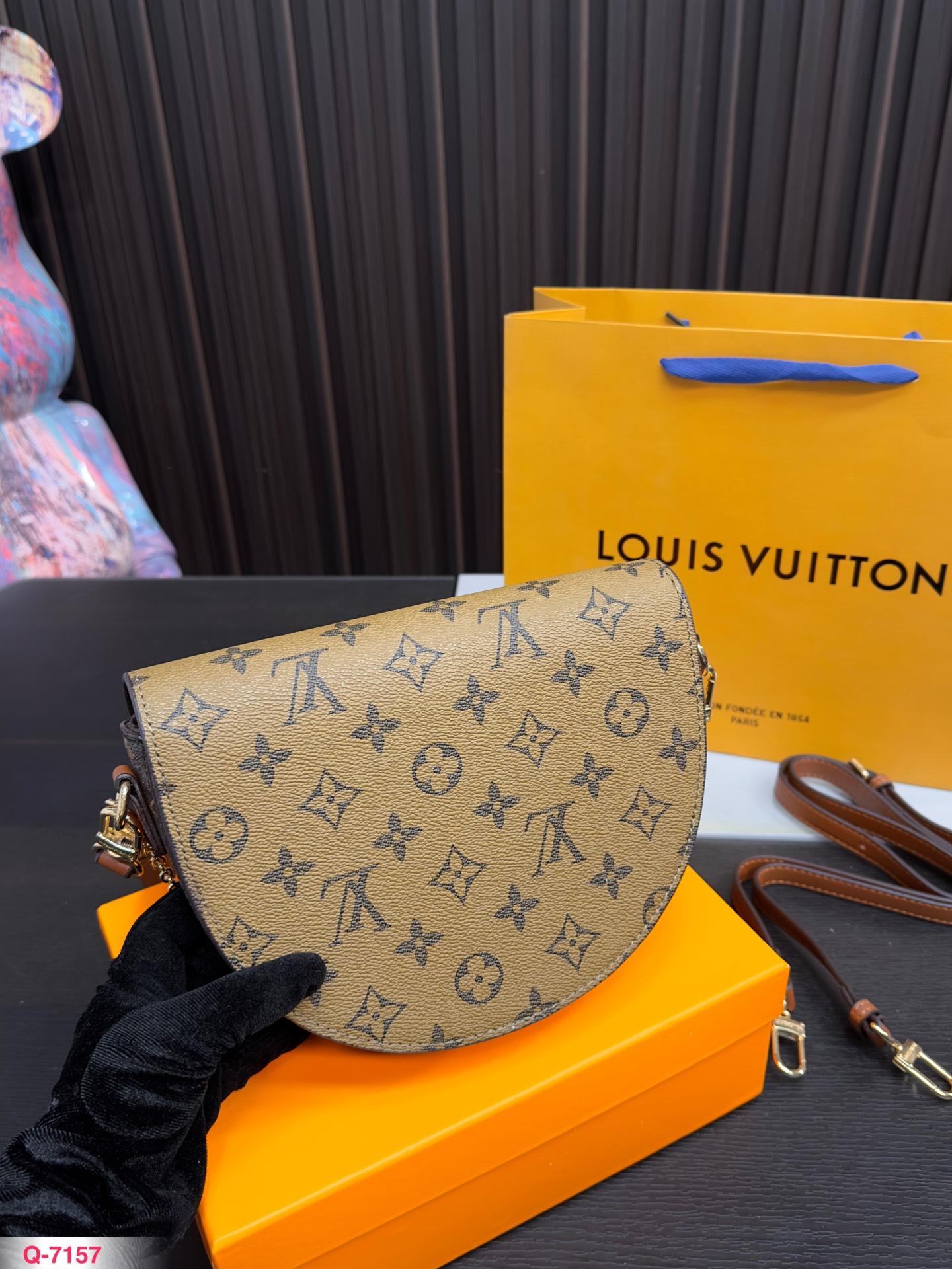 Replica Louis Vuitton Bag 20*16CM