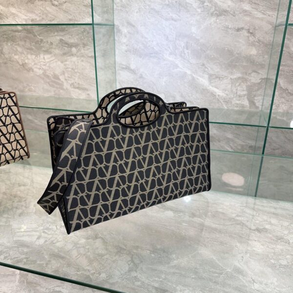 Replica Valentino Bag 41*CM