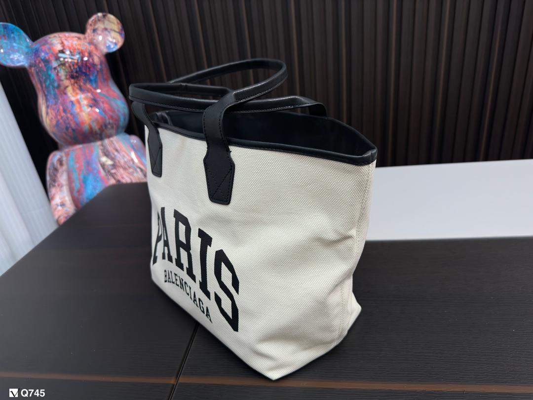 Replica Balenciaga Bag 29*26CM