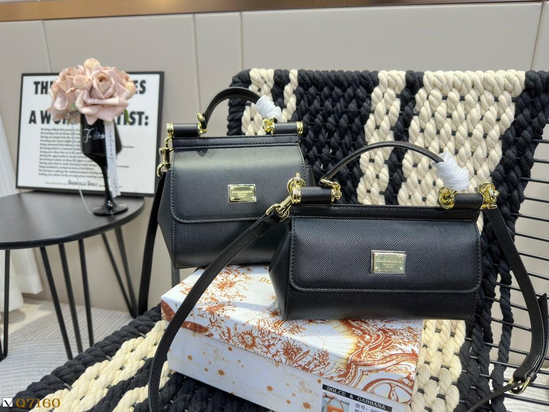 Replica Dolce Gabbana Bag 20*12CM/18*16CM