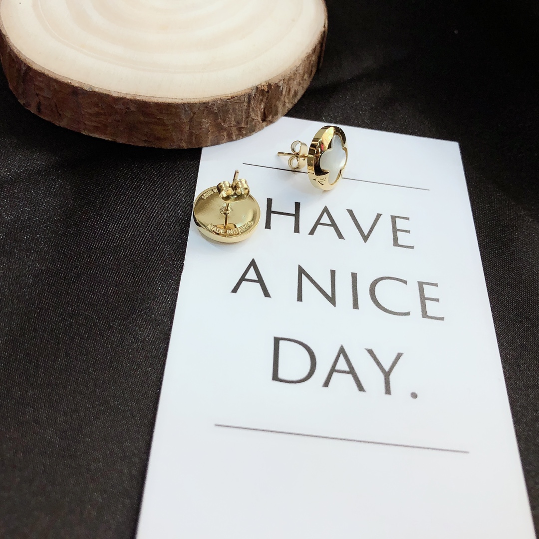 Replica LOUIS VUITTON Earring
