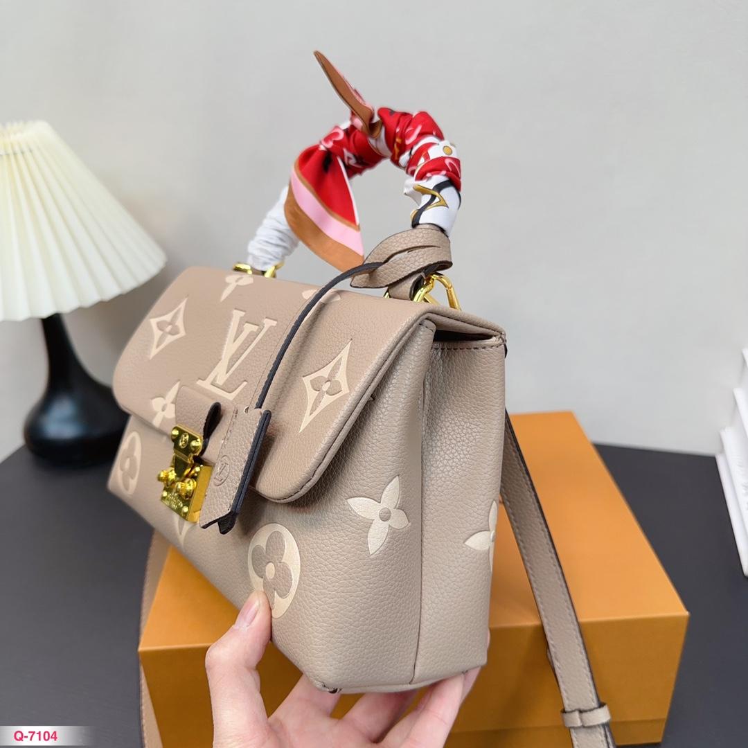 Replica Louis Vuitton Bag 24*15CM
